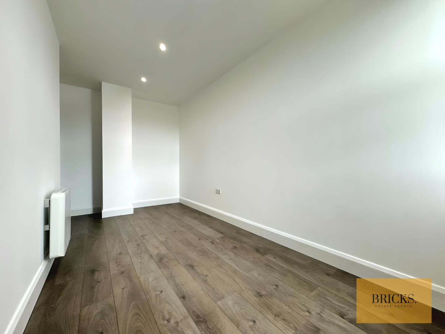 yqHfs_3DJUi-6jPwKPtLwg